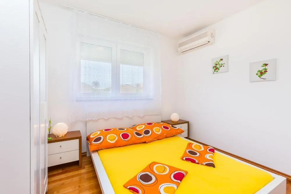 Apartment Hannah Medulin 0*,  Croatia